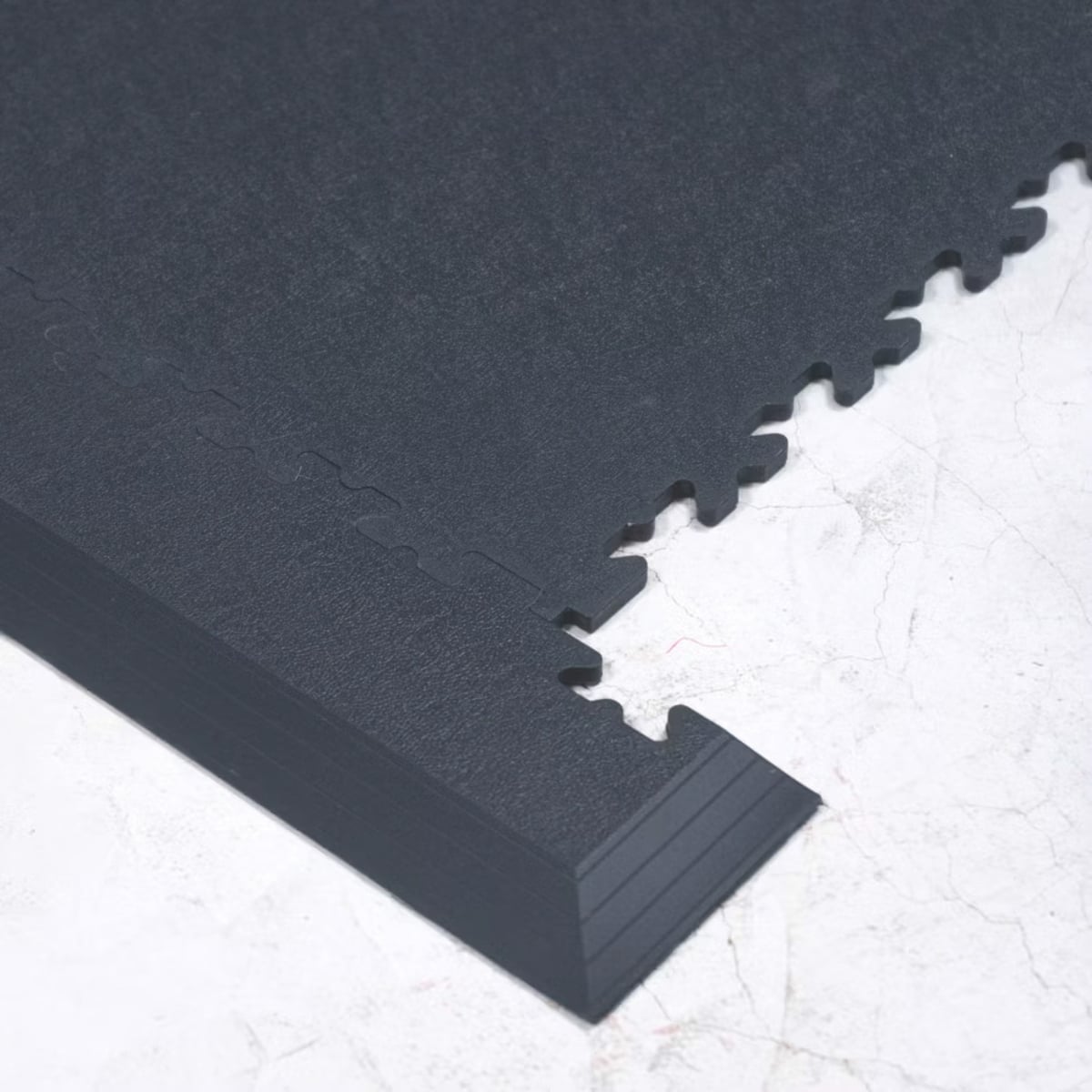 Interlocking Floor Tile Corner Ramp Graphite